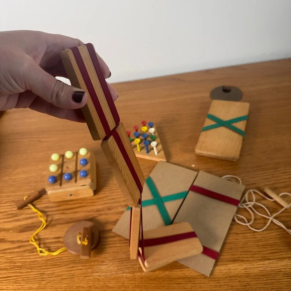 Vintage Wooden Toy Bundle Jacobs Ladder Magic Wallet Peg Game Tic‎ Tac Toe Lot